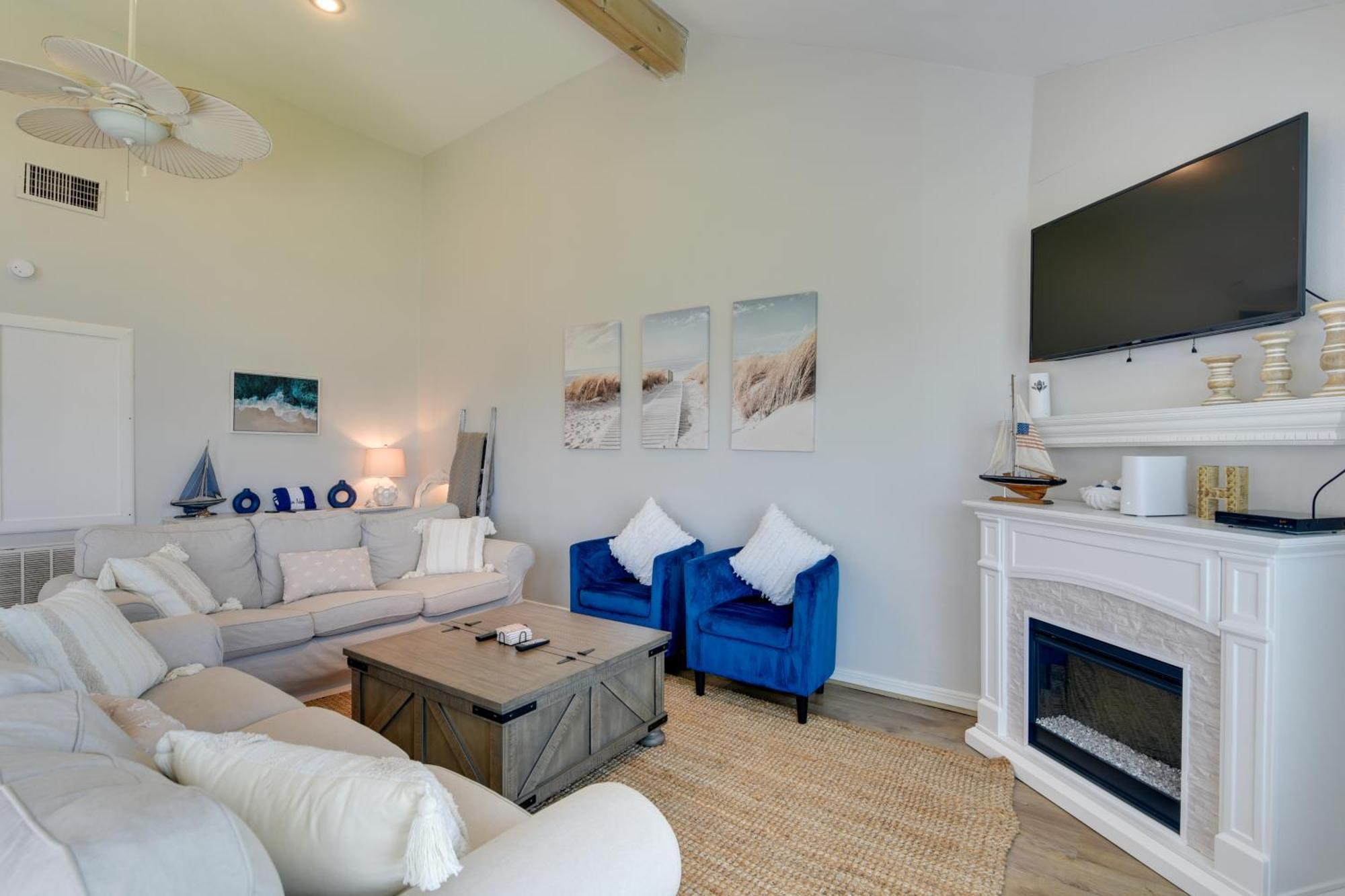 Galveston Townhome With Balconies Walk To Beach! Eksteriør billede