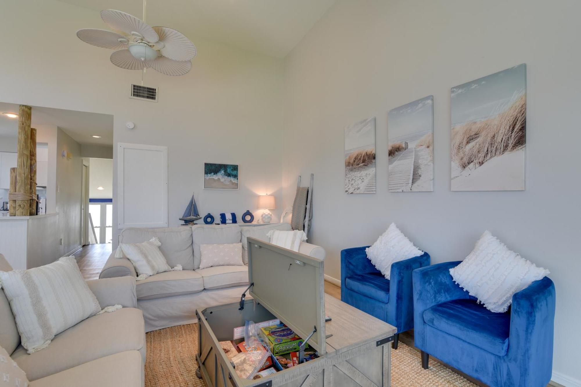 Galveston Townhome With Balconies Walk To Beach! Eksteriør billede
