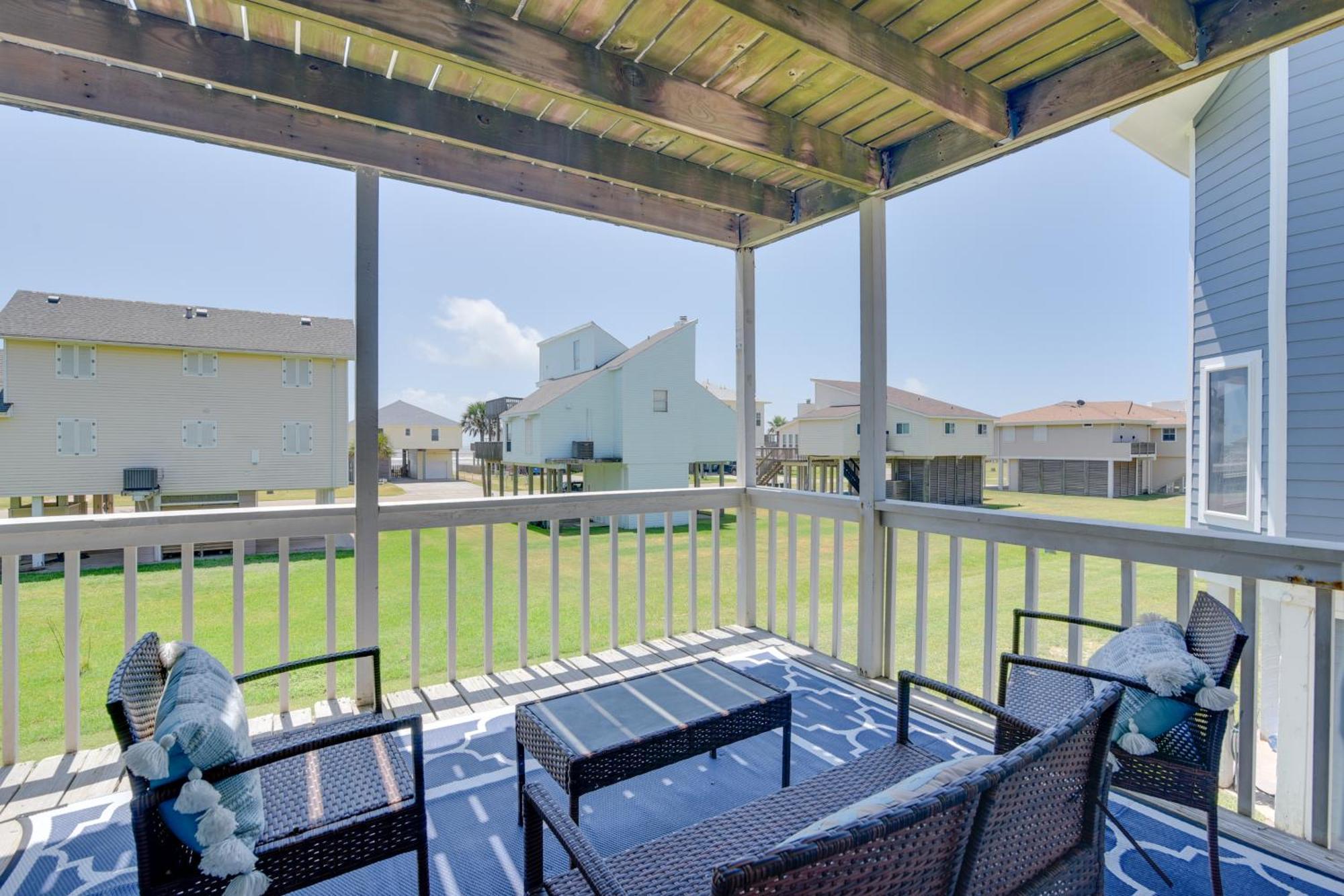 Galveston Townhome With Balconies Walk To Beach! Eksteriør billede