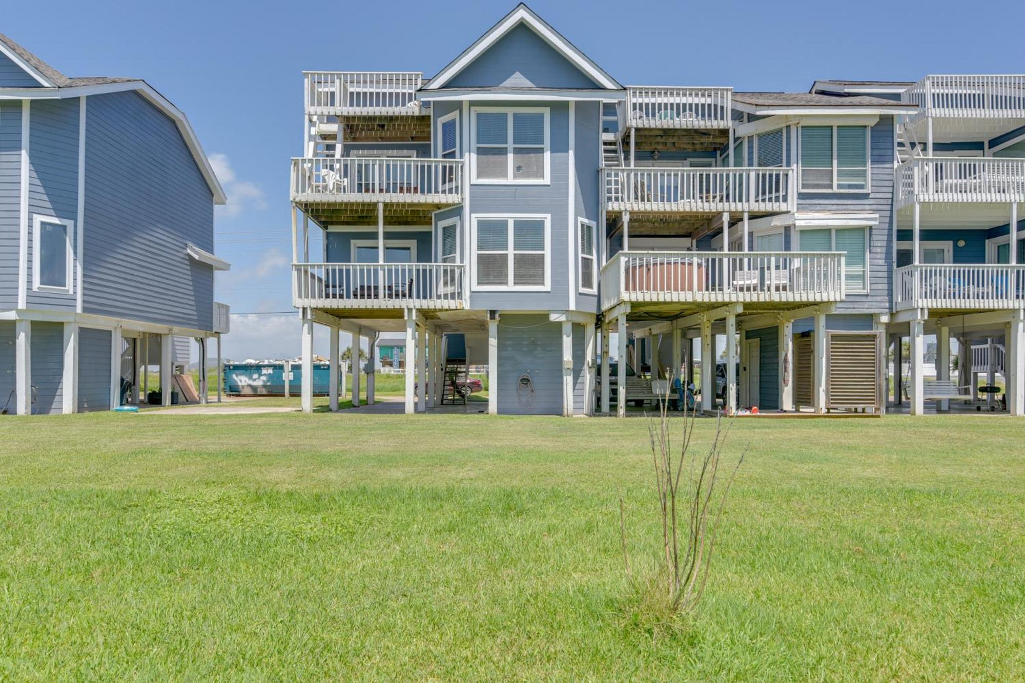 Galveston Townhome With Balconies Walk To Beach! Eksteriør billede